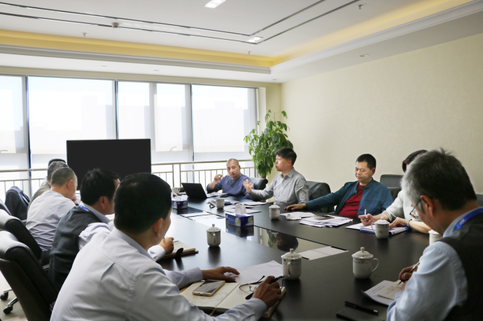 福日电子领导深入今年会网站光电调研.png